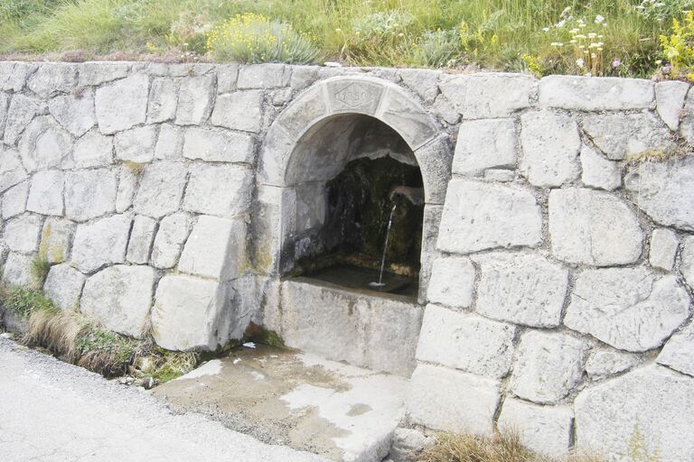 Fuente de Coll de Jou